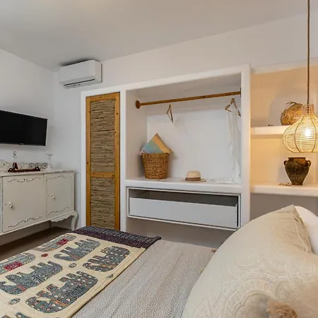 Prázdninový dům White Luxurious Ii Glinado Naxos