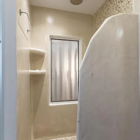 Prázdninový dům White Luxurious Ii *